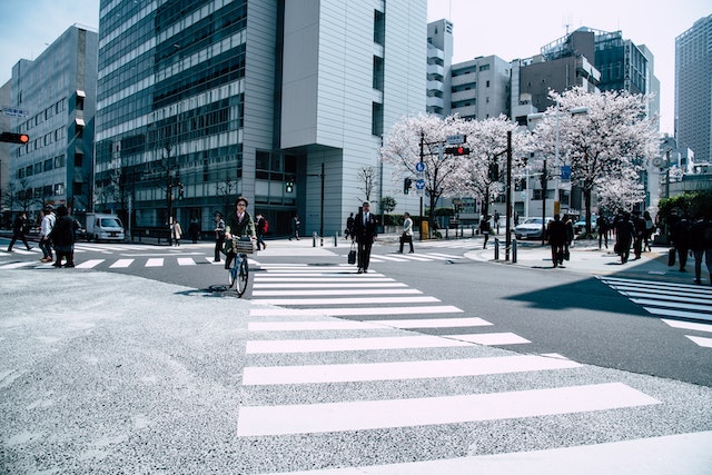 固原为何勤工俭学对在日本的留学生的职业生涯至关重要？